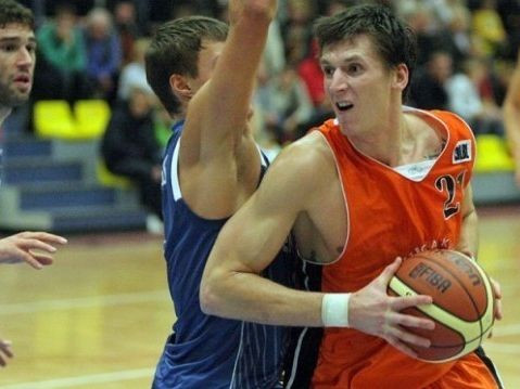 Berķis pārceļas uz Ventspili