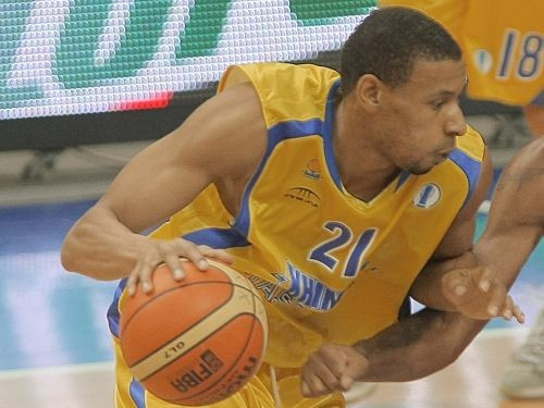 Eirokausa nedēļas MVP - divi "Khimki" spēlētāji