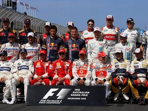 FIA samazina F-1 pilotu superlicences maksu