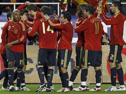 5. un 8. grupa: Spānija cer pagarināt uzvaru sēriju