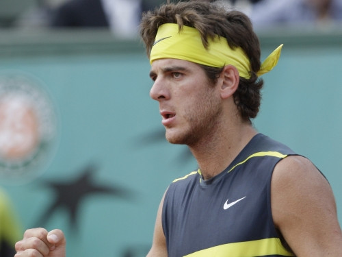 Del Potro pārspēj Robredo un spēlēs pret Federeru