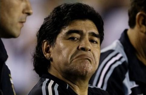 Argentīnieši gaida Maradonas atkāpšanos