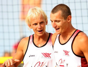 Pļaviņš / Šmēdiņš kvalifikācijas turnīru iesāk ar uzvaru