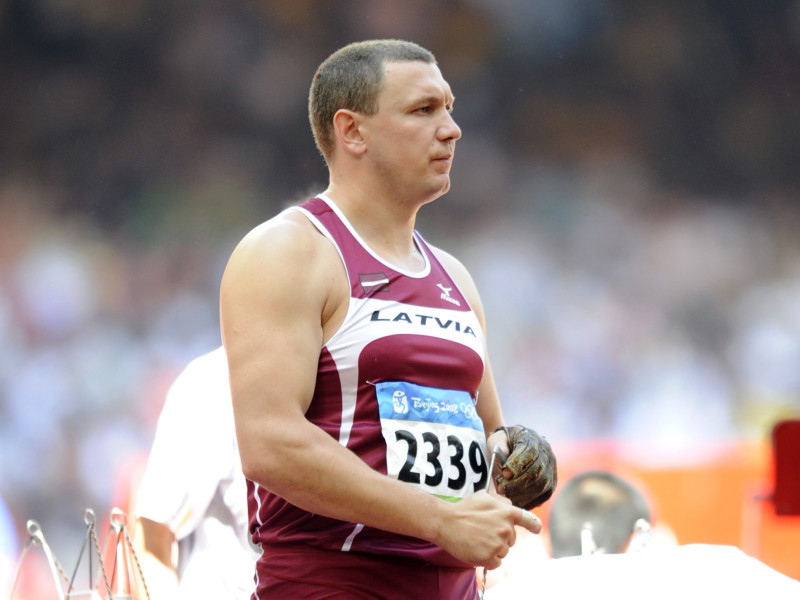 Sokolovam sezonas ievadā 79.09 metri