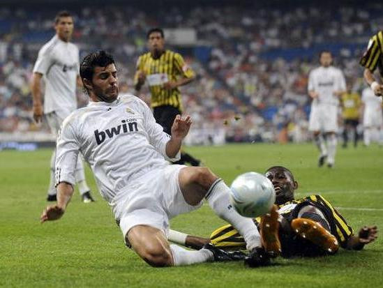 "Getafe" iegādājas Madrides "Real" aizsargu Toresu