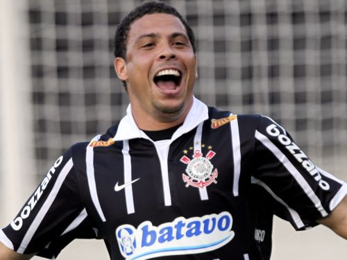 Veterāni kaldina "Corinthians" uzvaru "Libertadores" kausā