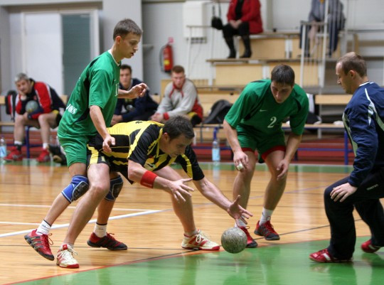 Handbola čempionātā septiņas spēles