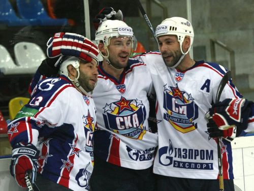 ''Severstal'' izstumj Rīgas ''Dinamo'' no astotnieka