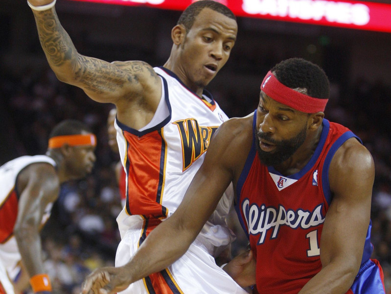 Biedriņš nespēlē, "Warriors" kapitulē "Clippers"