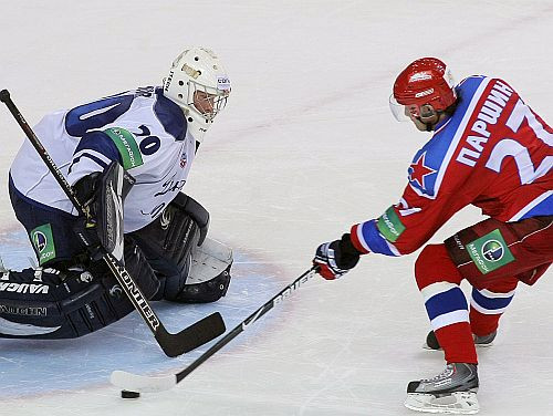 Pie pārliecinošām uzvarām tiek "Torpedo" un "CSKA"