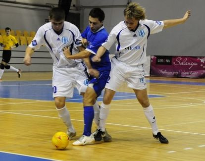 Noslēdzies Latvijas telpu čempionāta pirmais riņķis