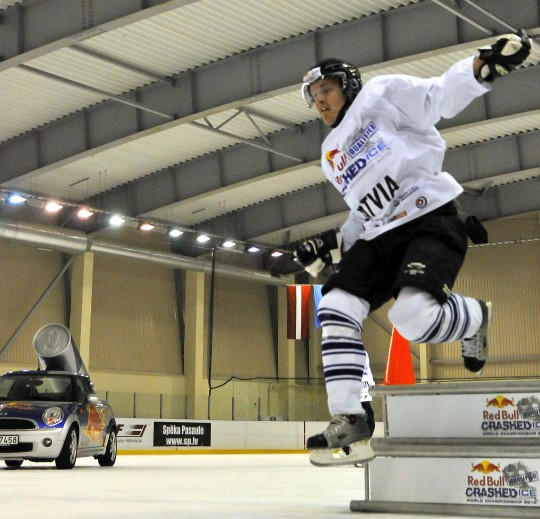 Red Bull Crashed Ice atlasē noskaidrots otrais finālistu piecinieks