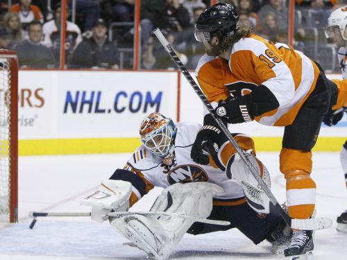 "Flyers" pārspēj "Islanders"