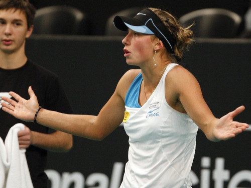 Vikmaijerei zaudējums Parīzē, Lisicki - Taizemē