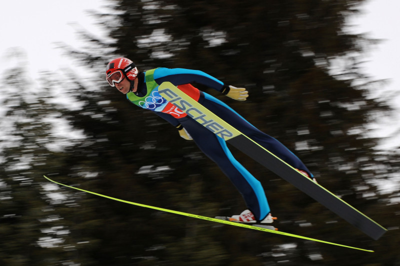 Ziemeļu divcīņas stafetē triumfē austrieši