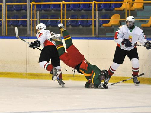 Lietuvas U-18 zaudē Ungārijai, Latvija Elites cīņas sāks rīt