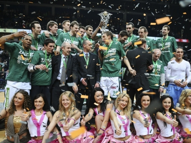 ''Žalgiris'' kļūst par BBL čempioni