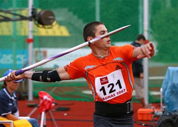 Alainis izcīna 3. vietu Osakas ''Grand Prix''
