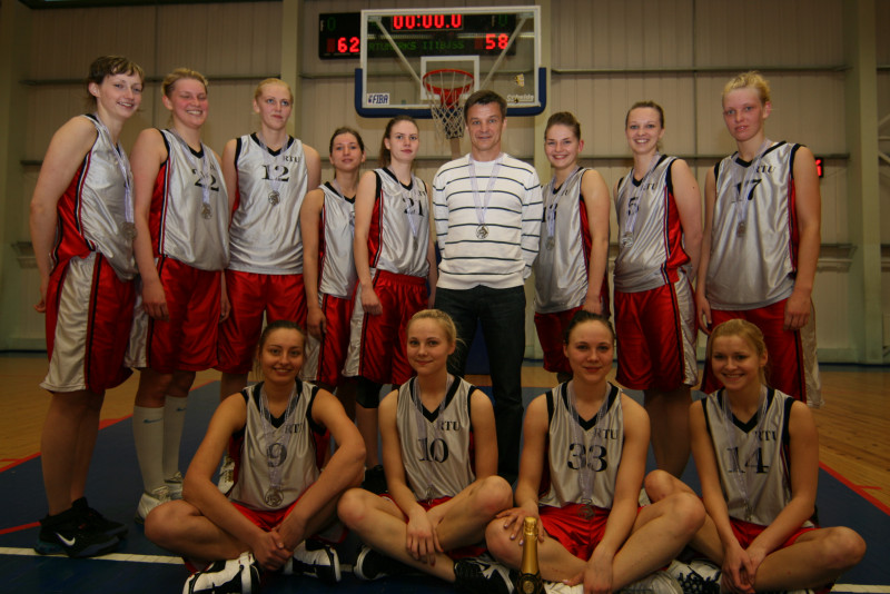 Ilze Ose-Hlebovicka: "Basketbolam jāturpinās pēc divpadsmitās klases"