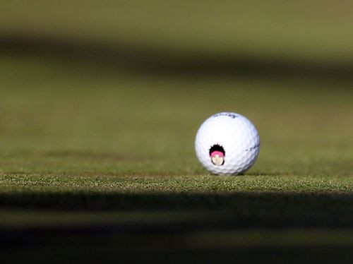 84 gadus vecs amerikānis iespējis hole in one