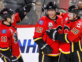 "Flames" mājās piekāpjas "Islanders"