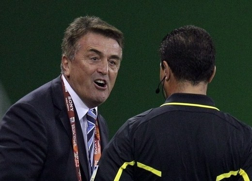 FIFA diskvalificē Serbijas galveno treneri uz četrām spēlēm