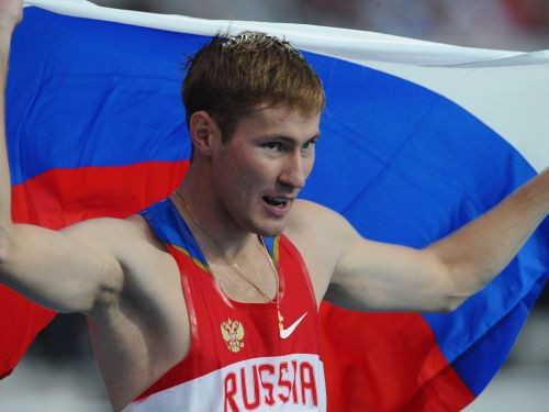 Krieviem dubultuzvara augstlēkšanā, čempions - Šustovs