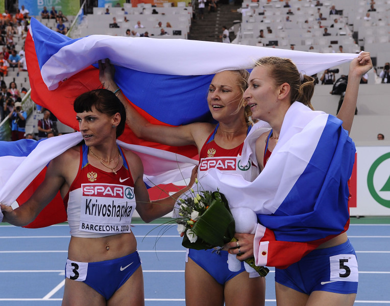 400 metros dāmām triumfē Krievija