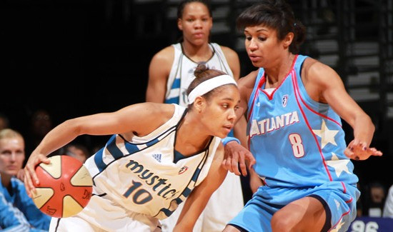 WNBA "play-off" sacentīsies divas "TTT Rīga" spēlētājas