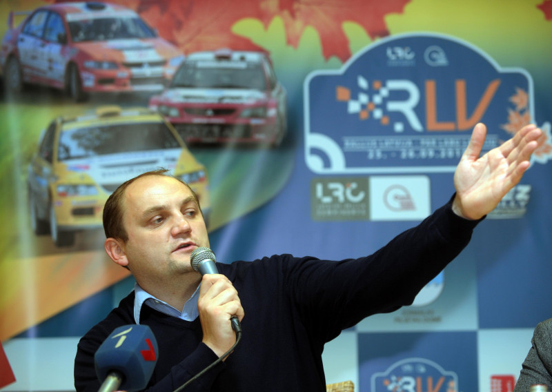 Vasaraudzim un Mārim Neikšānam rallijā "Latvija 2010" prātā tikai uzvara