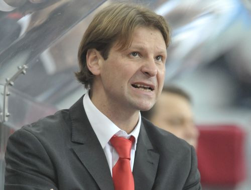 Krievu mediji: "Spartak" vadība Pavlovam piedāvās rakstīt atlūgumu