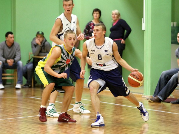 LBL2 līderu kaujā minimāla uzvara "Ogrei"