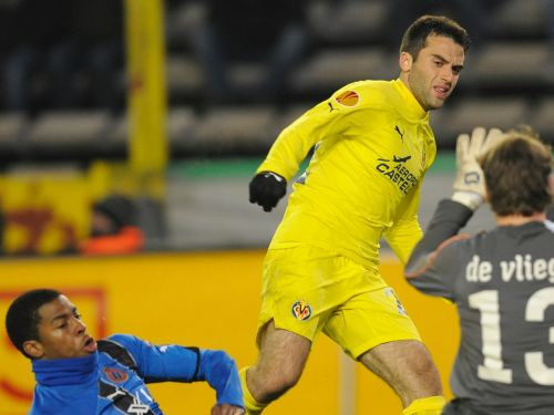 "PAOK" izcīna izšķirošo panākumu Zagrebā, "CSKA" sestā uzvara tomēr izpaliek