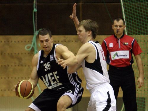 LBL: "Barons" galotnē sakauj VEF juniorus, uzvar Valmiera un Liepāja