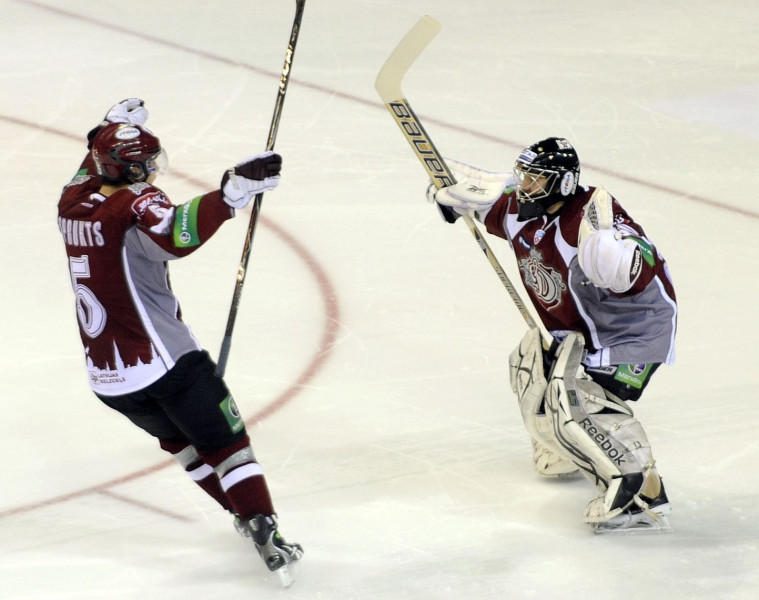 Pret "Barys" ar Lūsiņu un Gudļevski