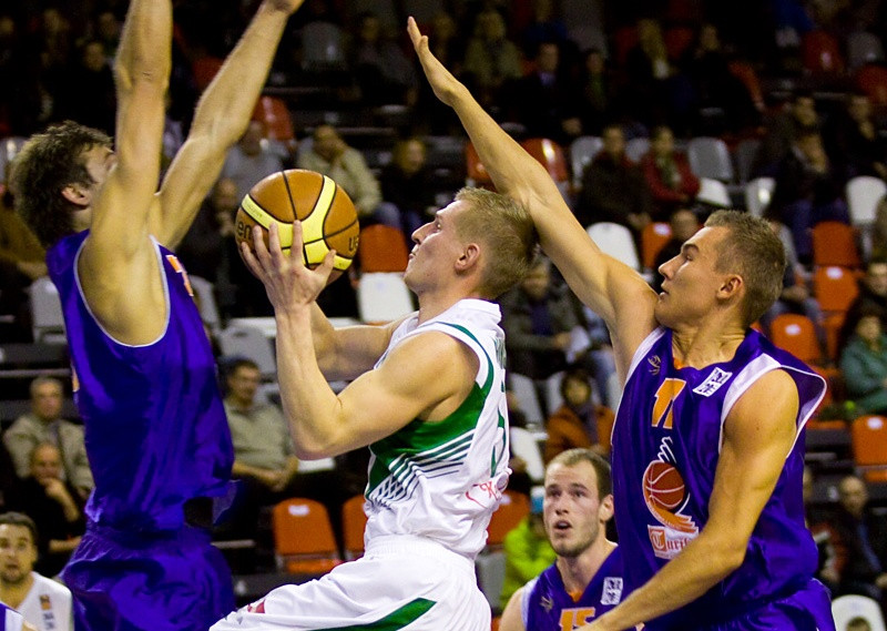 Gada pēdējā LBL mačā "Valmiera" galotnē apspēlē "Turību"