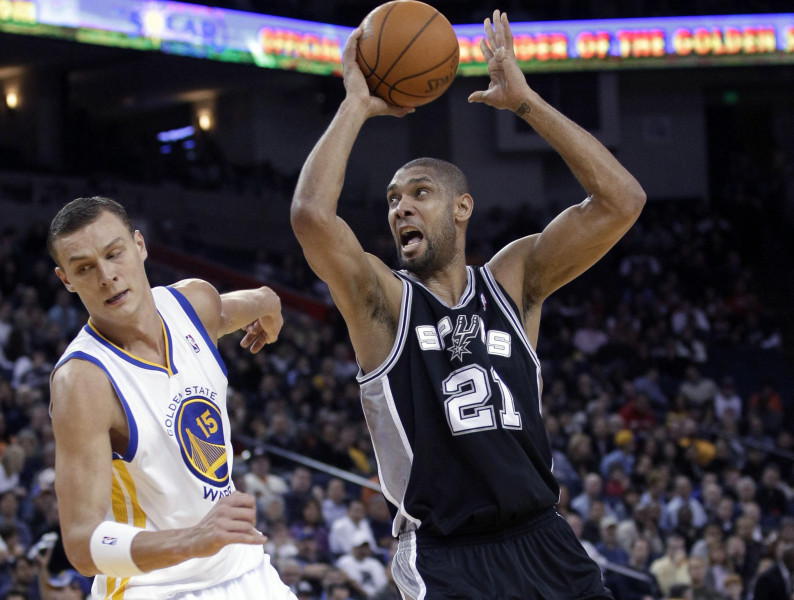 "Warriors" zaudē NBA līderiem "Spurs", Biedriņš bez punktiem