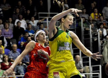 Tamanei koeficients 40 un solis līdz "triple-double", Jēkabsonei trešā uzvara Turcijā