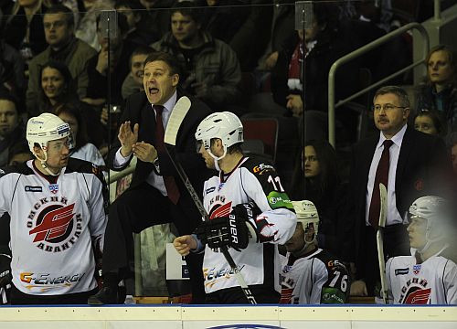 "Avangard" pārspēj "Torpedo", ievedot "Dinamo" play off