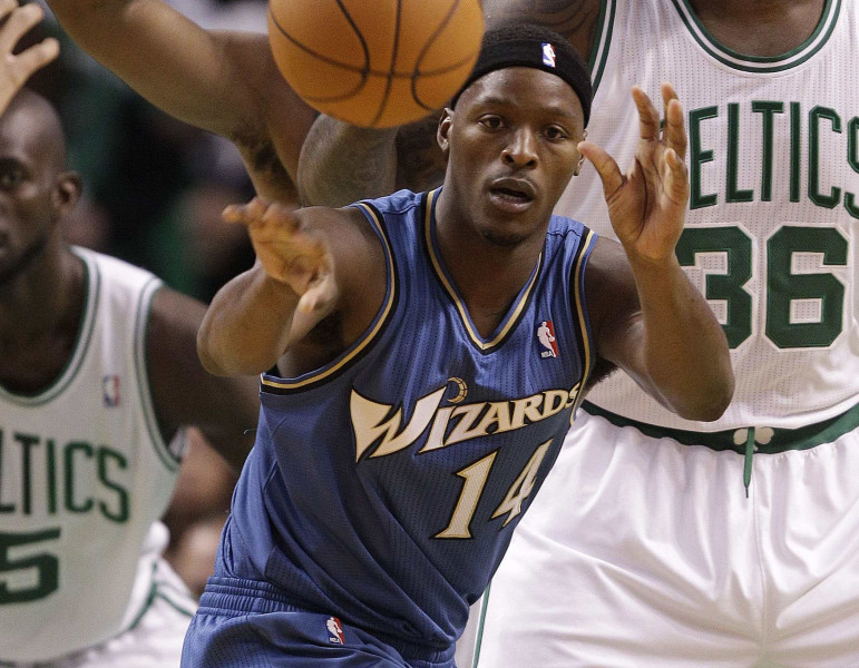 "Warriors" pievienosies Torntons; Mērfijs izvēlas "Celtics"