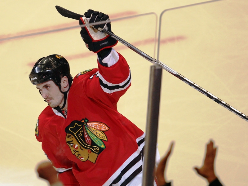 NHL ''play-off'': ''Sharks'' izglābjas, ''Blackhawks'' nepadodas