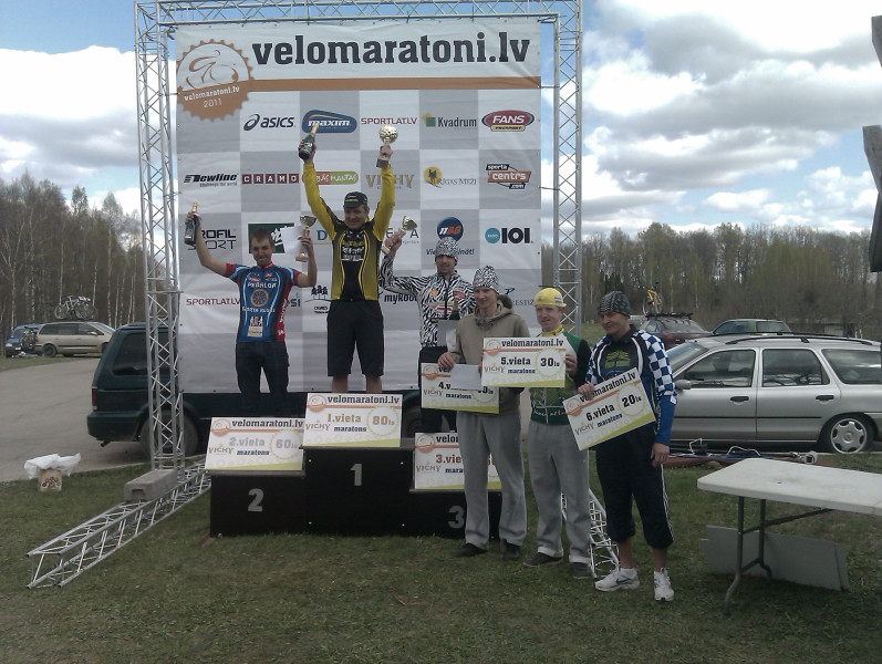 Tautas velobrauciens "Apkārt Piebalgas ezeriem 2011" noslēdzies