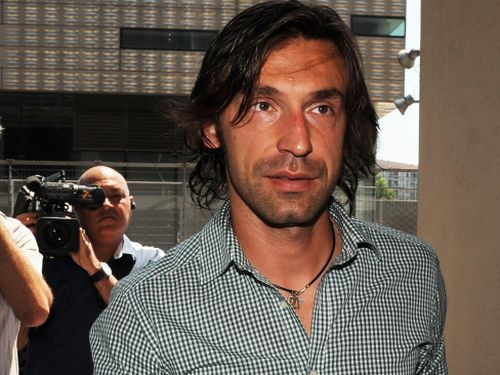 Pirlo pievienojas "Juventus", Boatengs paliek Milānā