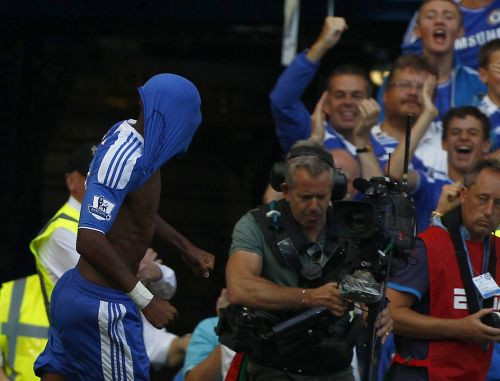 Anelkā pēc sezonas pametīs "Chelsea"