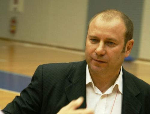 Kipras izlases treneris vaino tiesnešus, bet Latvijai atkal komplimenti