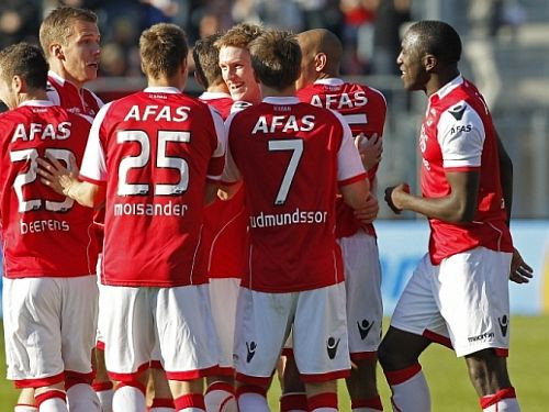 "Ajax" jau piecas spēles bez uzvarām, "AZ Alkmaar" palielina pārsvaru