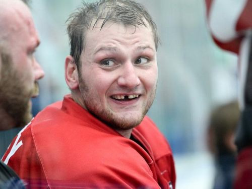 ''Vityaz'' turpina uzvarēt, ''Avangard'' pirms Rīgas pārtrūkst uzvaru sērija, Vero un Jablonskis kaujas