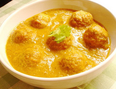 Dārzeņu koftas indiešu gaumē