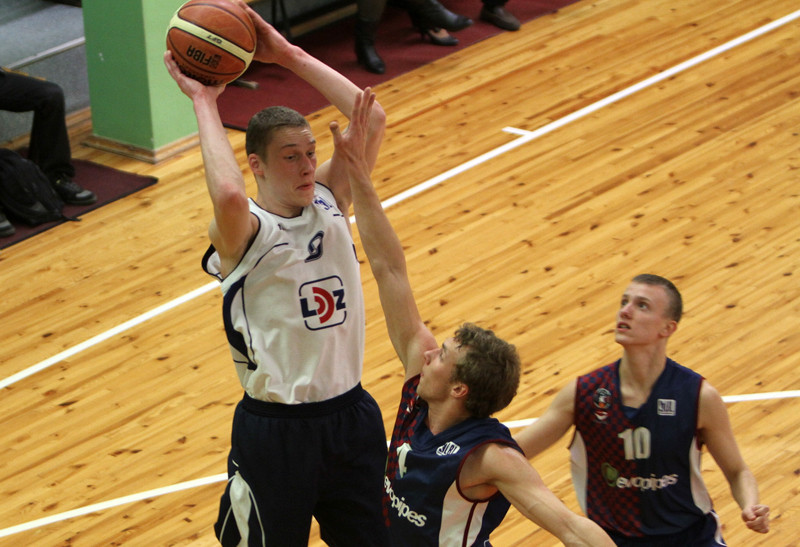 LBL 2: "Ogres BS" izcīna pirmo uzvaru, Strautam 47 punkti