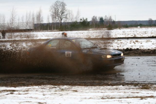 Par spīti apstākļiem nedēļas nogalē sāksies ziemas autosprinta čempionāts